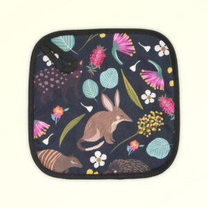 Insulated pot holder with the fabric design of Australian nocturnal animals